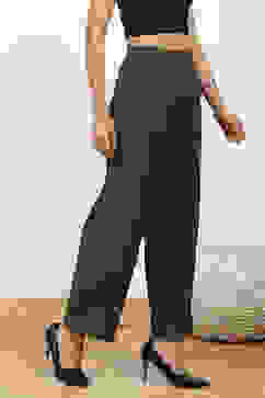 Olive Green Solid Stretchable Relaxed Fit Pants image number 3