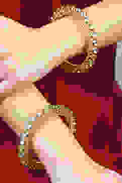 Gold Festive Kade Festive Bangle image number 3