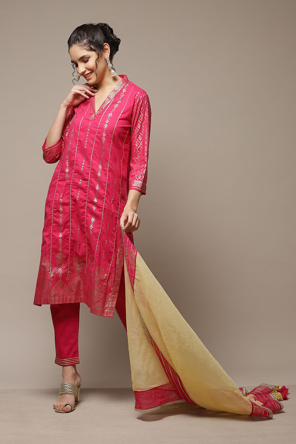 Fuchsia Cotton Straight Kurta Pants Suit Set image number 0
