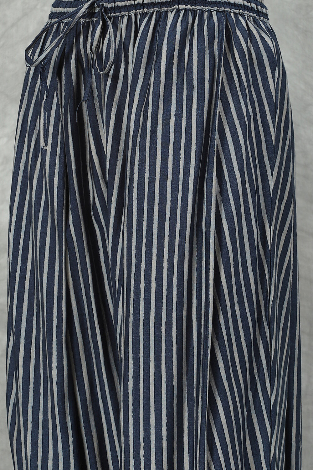 Maroon Poly Viscose Flared Printed Kurta Set image number 2