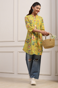 Pale Green Cotton Printed Straight Kurti
