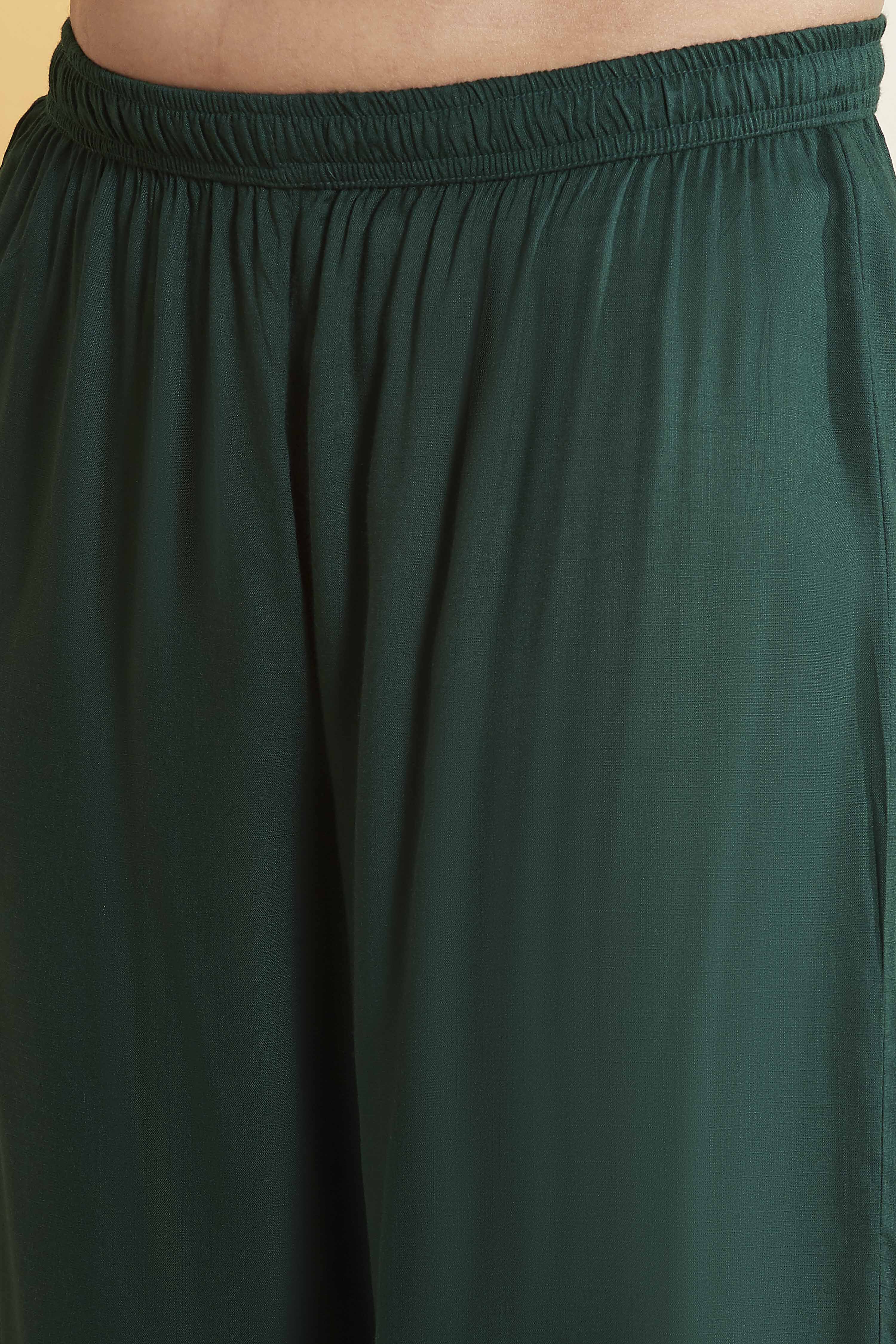 Green Viscose Rayon Yoke Design Solid Straight Kurta Set image number 2