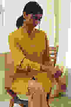 Honey Mustard Cotton Solid High-Low Shirt image number 0