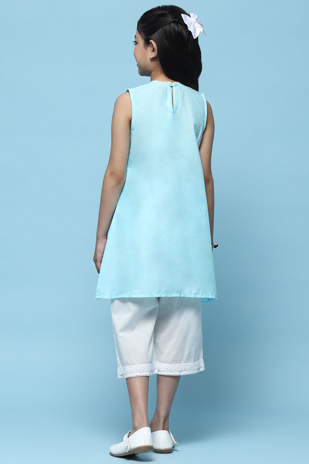 Sky Blue Schiffli Cotton Kurta & Palazzo image number 3