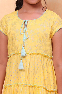 Yellow Cotton Printed Tiered Festive Flared Suit Set image number 1