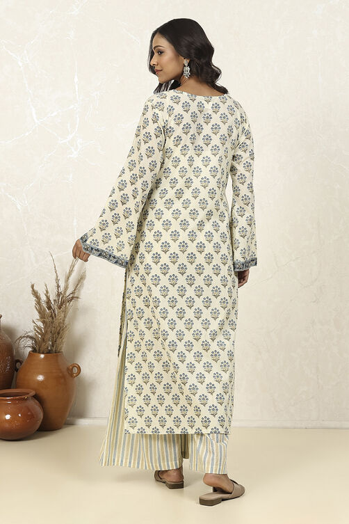 Pink Cotton Printed Unstitched Suit Set image number 5