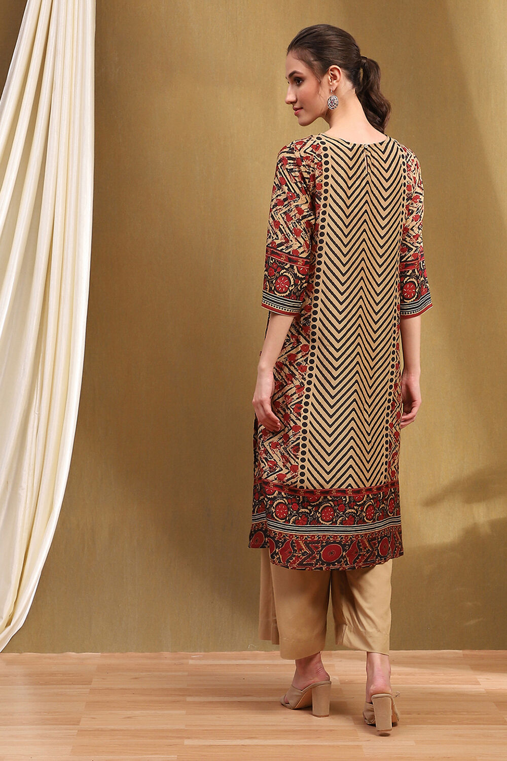 Blue Modal Geometric Printed Straight Suit Set image number 3