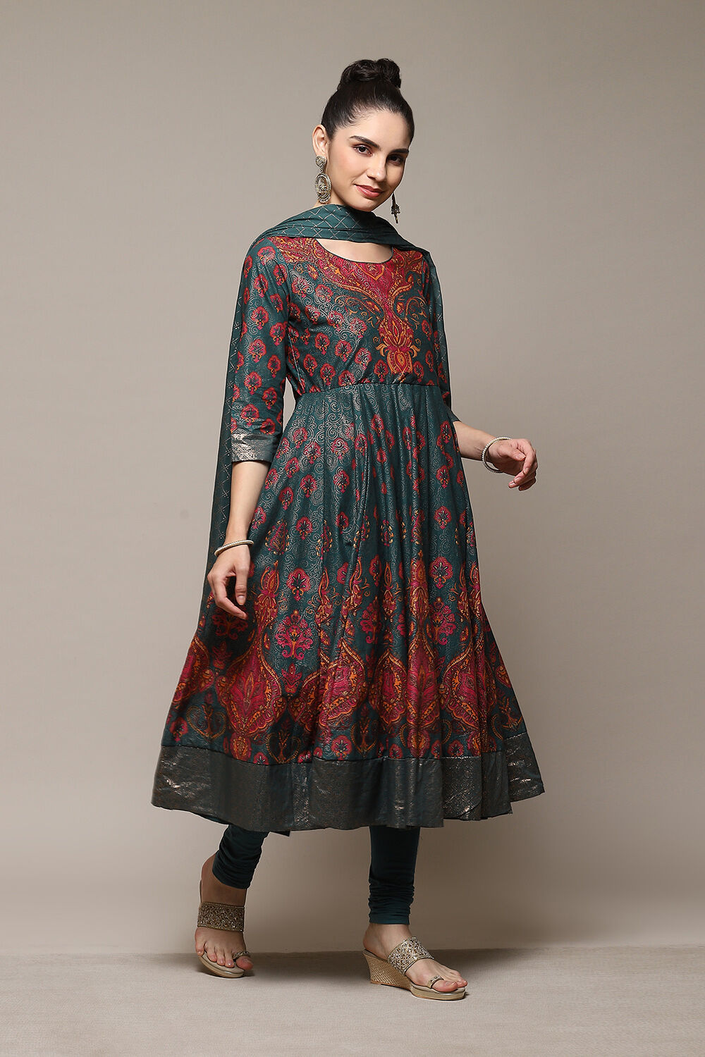 Green Cotton Anarkali Kurta Churidar Suit Set image number 6