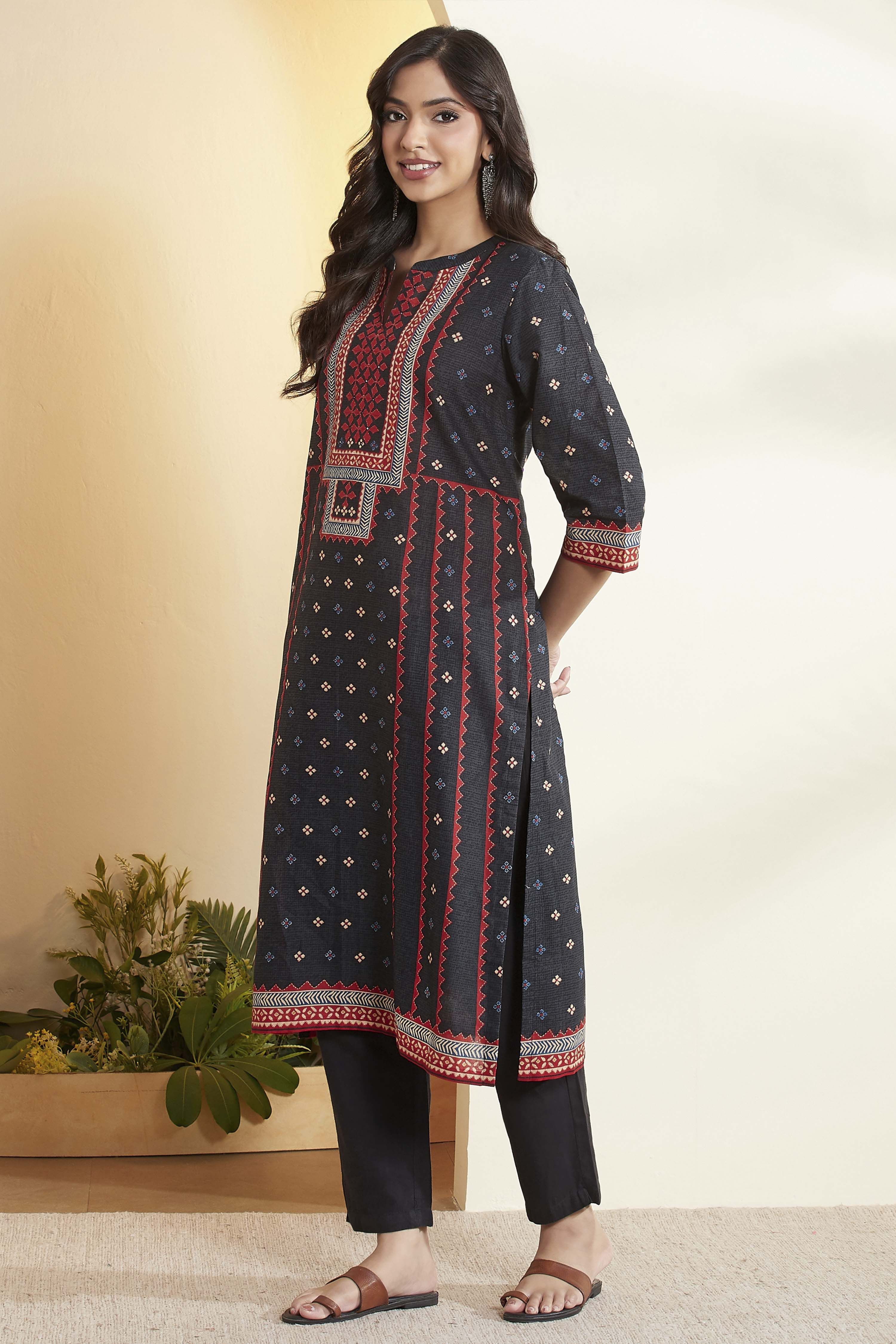 Black Cotton Printed Straight Kurta image number 3