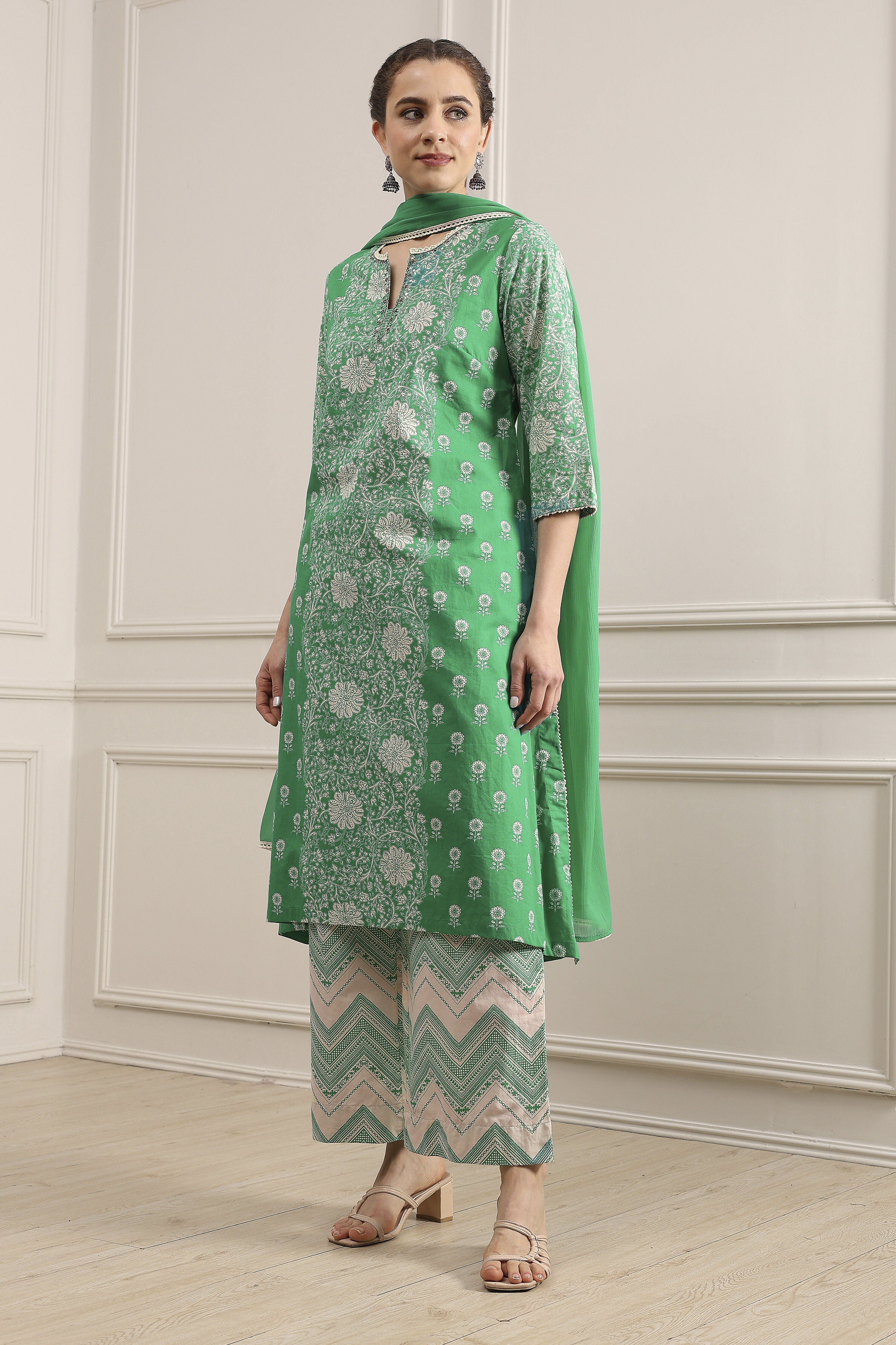 Sea Green Cotton Printed A-Line Suit Set image number 3