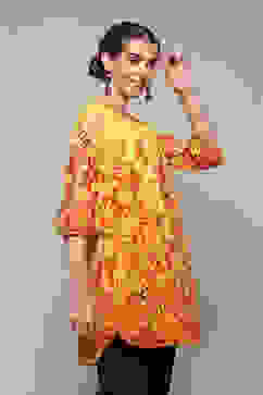 Yellow Polyester Straight Printed Top image number 4