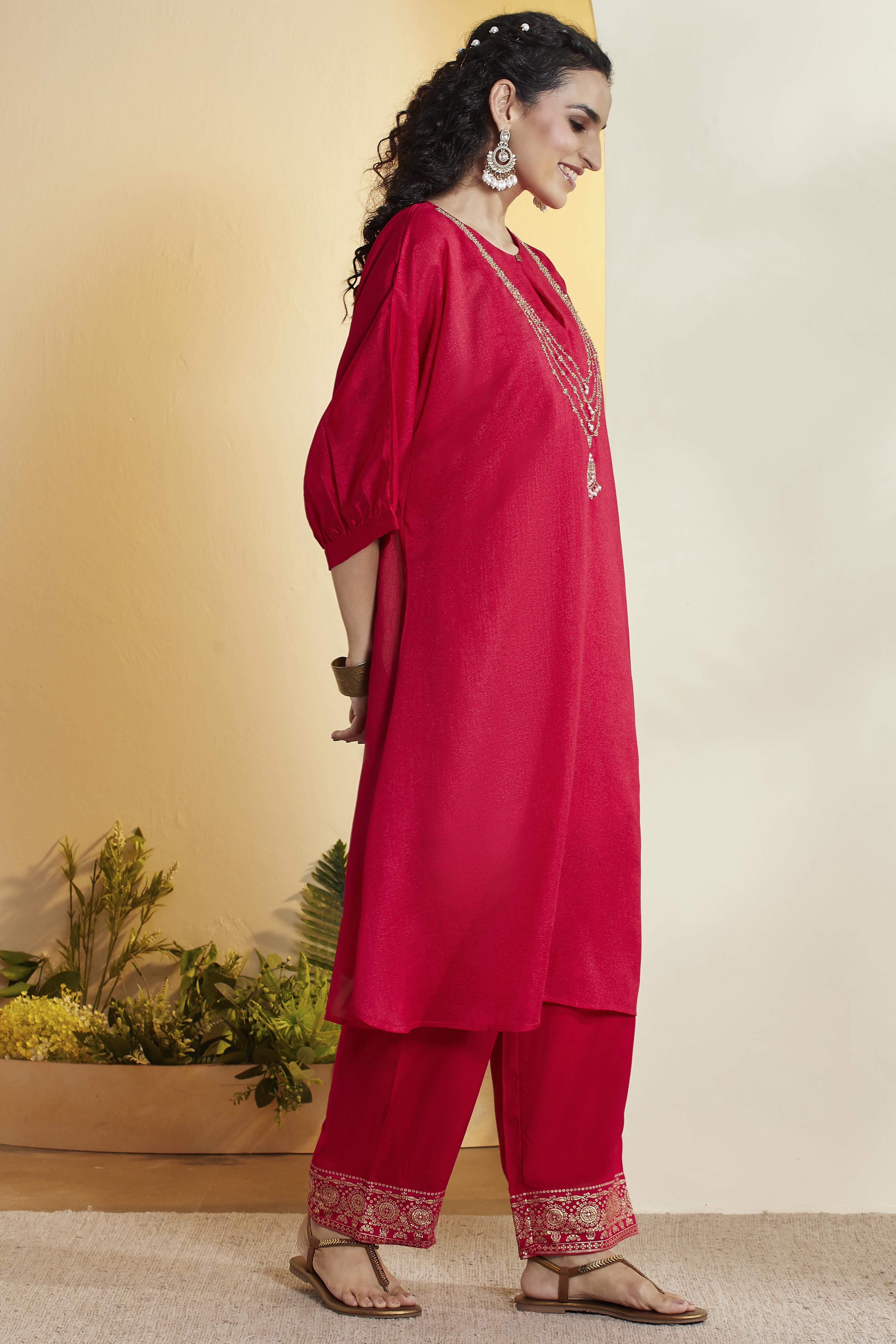 Red Polyester Straight Kurta image number 4