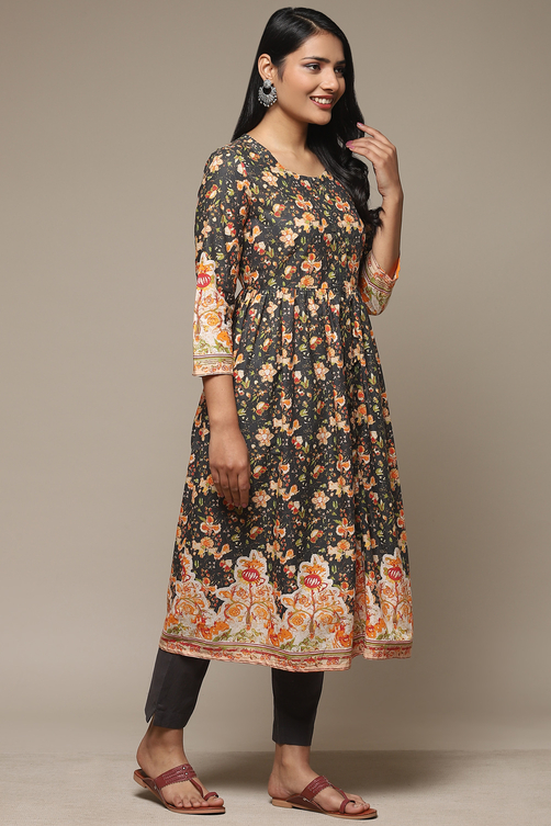 Blue Cotton Gathered Kurta Pants 2 Piece Set image number 5