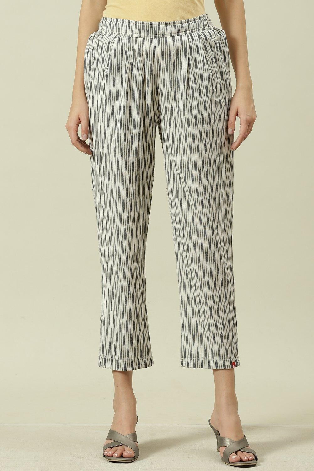 Off White Cotton Narrow Pant image number 2