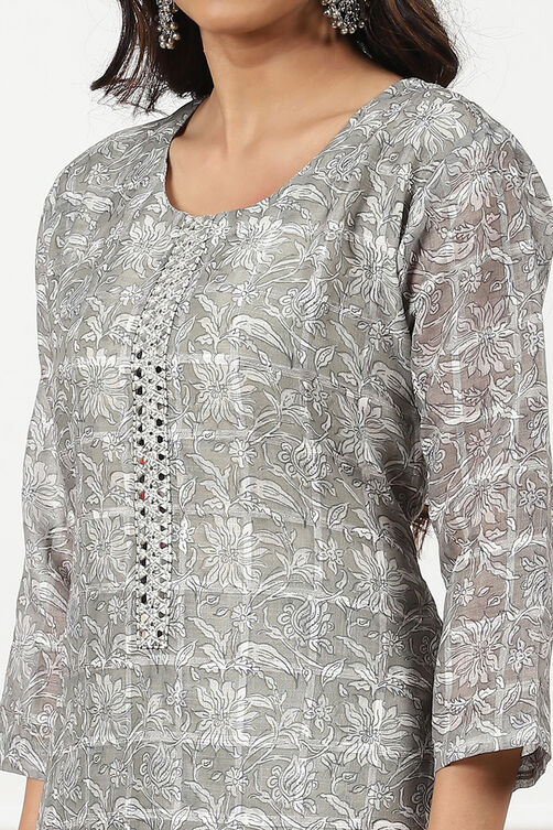 Turquoise Linen Blend Printed Unstitched Suit Set image number 2