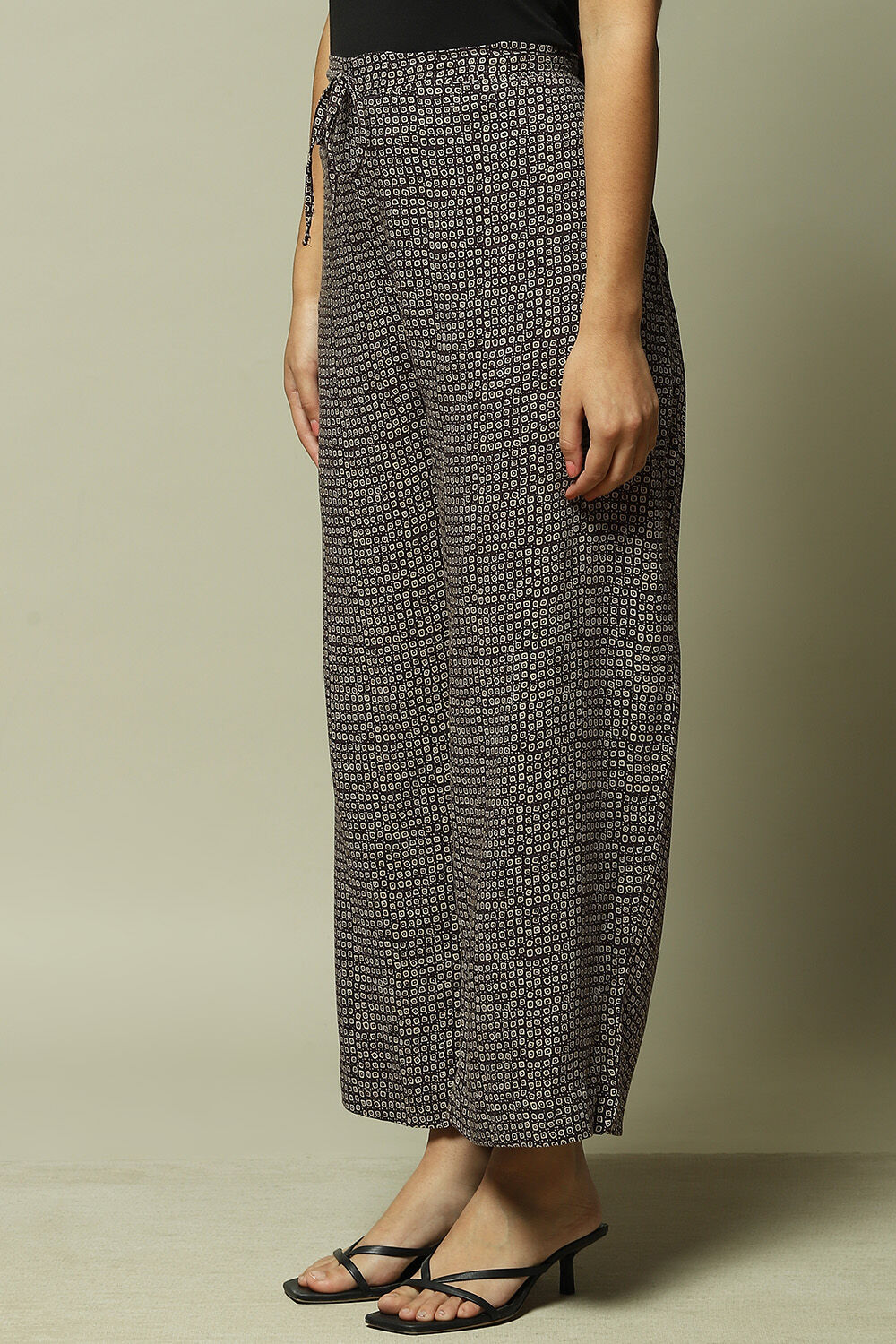 Black LIVA Straight Palazzo image number 3