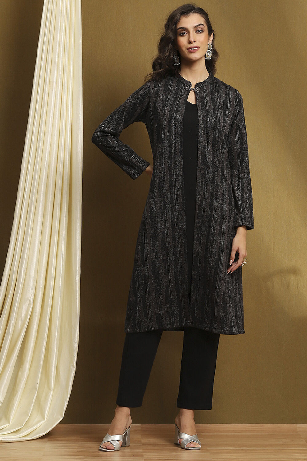 Black Polyester Straight Kurta Pants Set image number 0