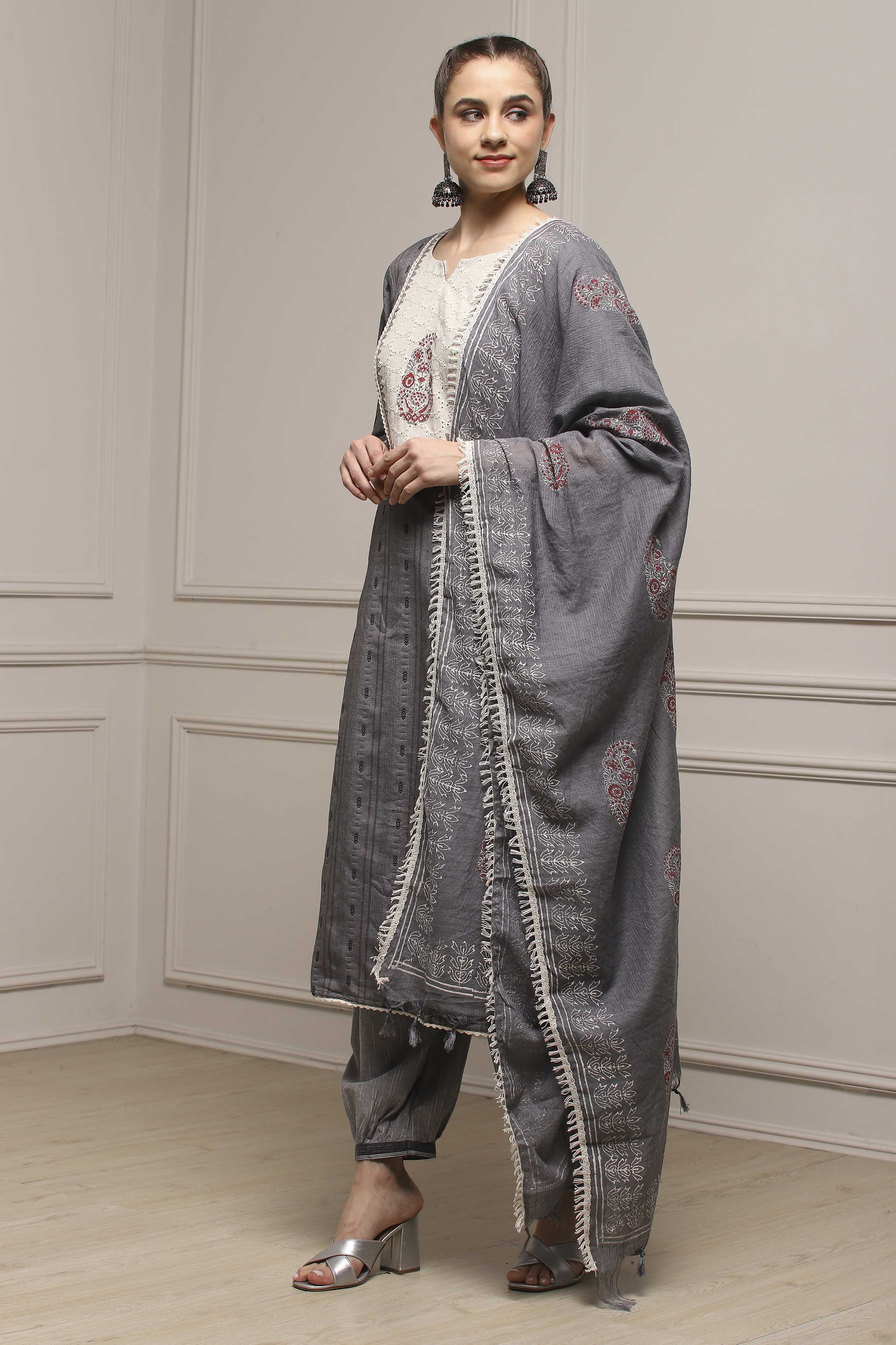 Grey Cotton Blend Woven Unstitched Suit Set image number 4
