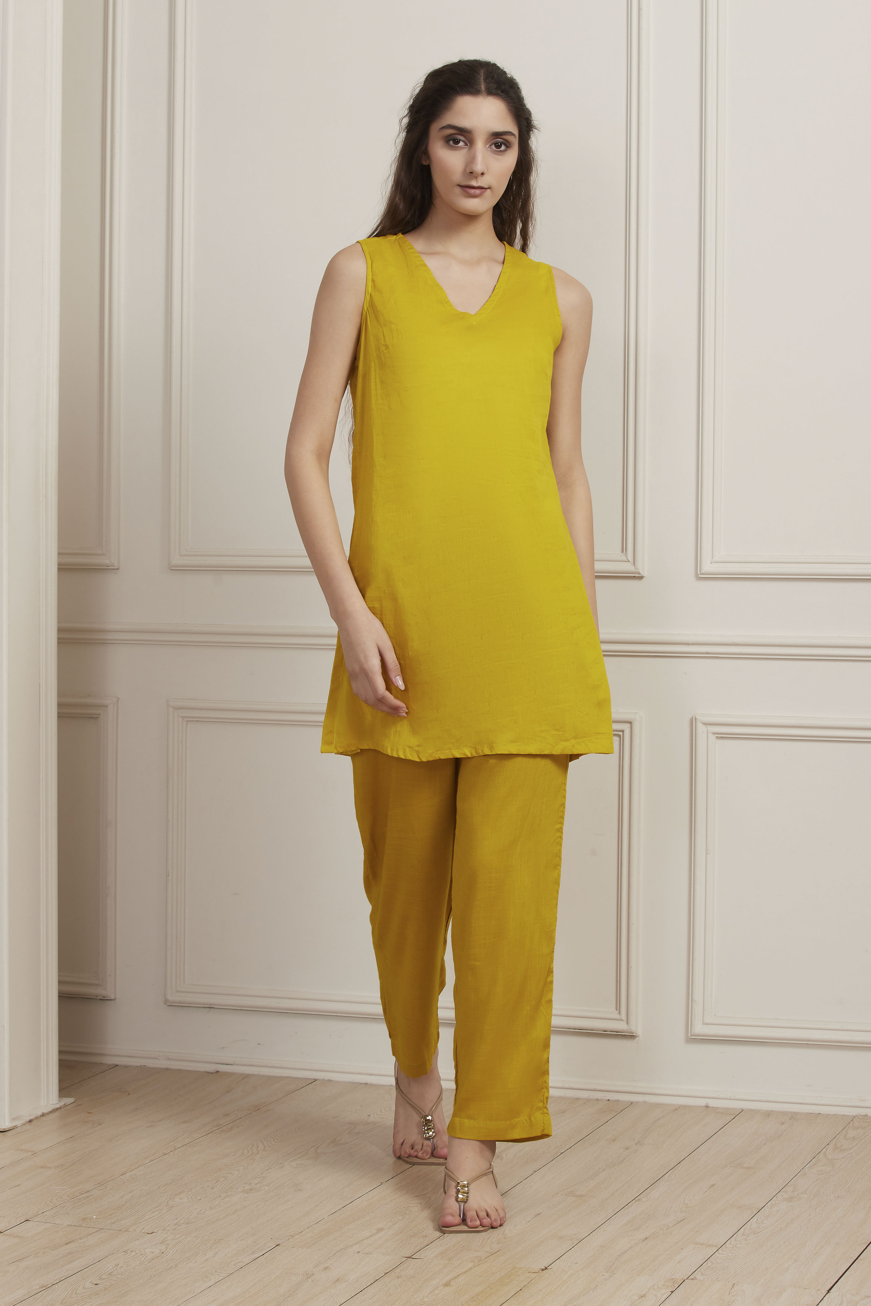 Yellow Viscose Chanderi Asymmetric Suit Set image number 6