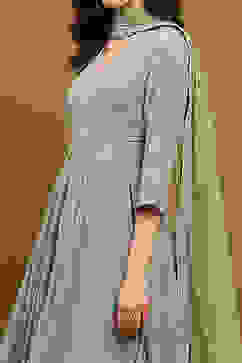 Green Viscose Georgette Embroidered Anarkali Suit Set image number 1