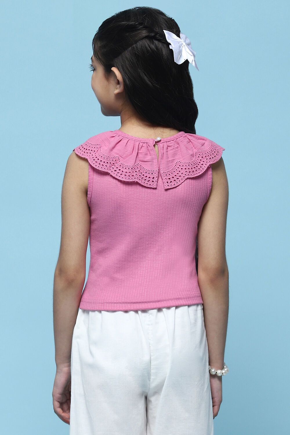 Pink Sleeveless Top With Schiffli Lace Detail image number 3
