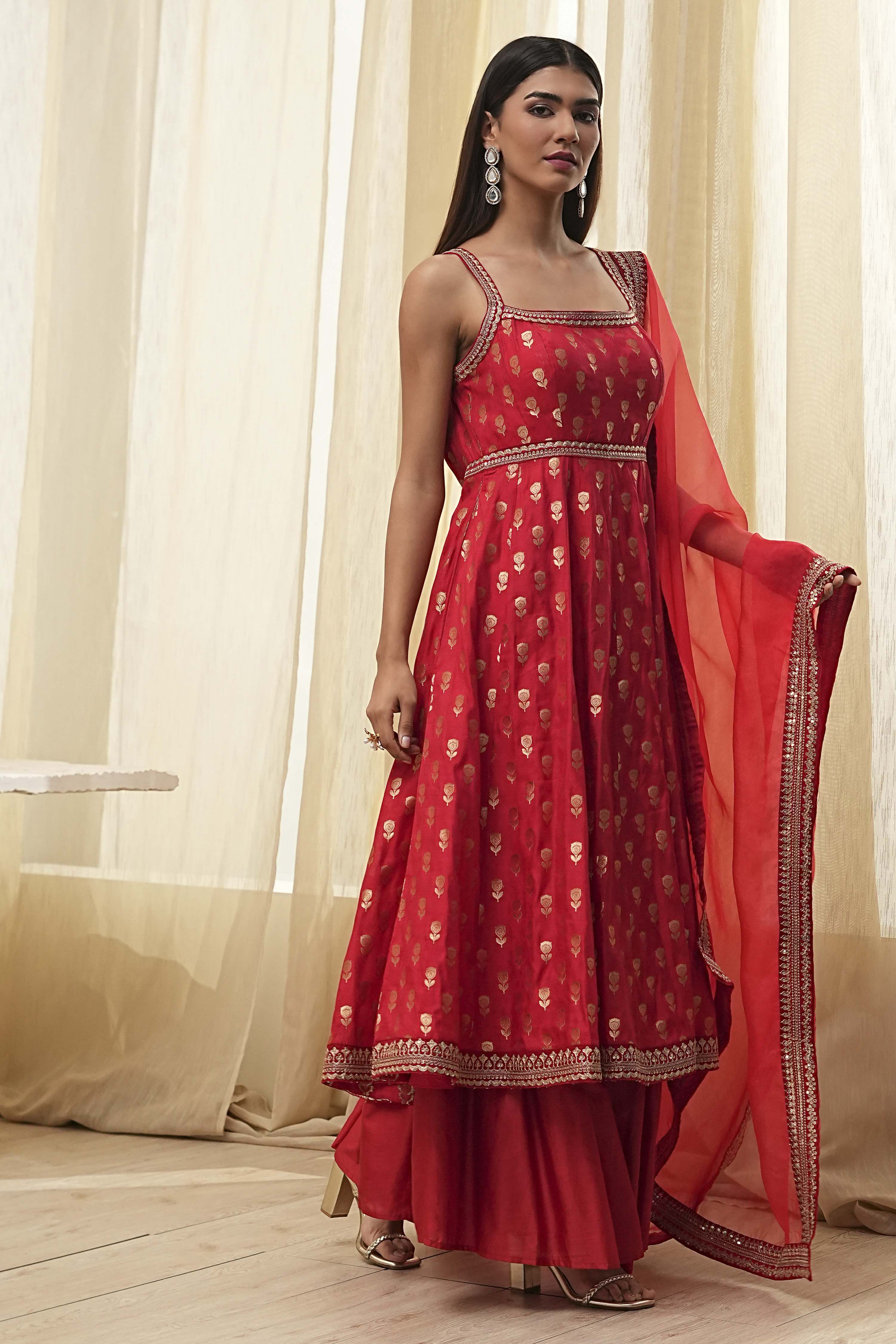 Red Yarn-Dyed Strappy Anarkali Suit Set image number 5