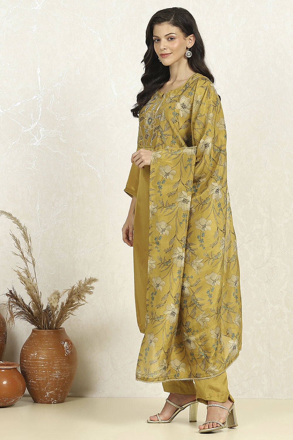 Green Cotton Digital Printed Unstitched Suit Set image number 4