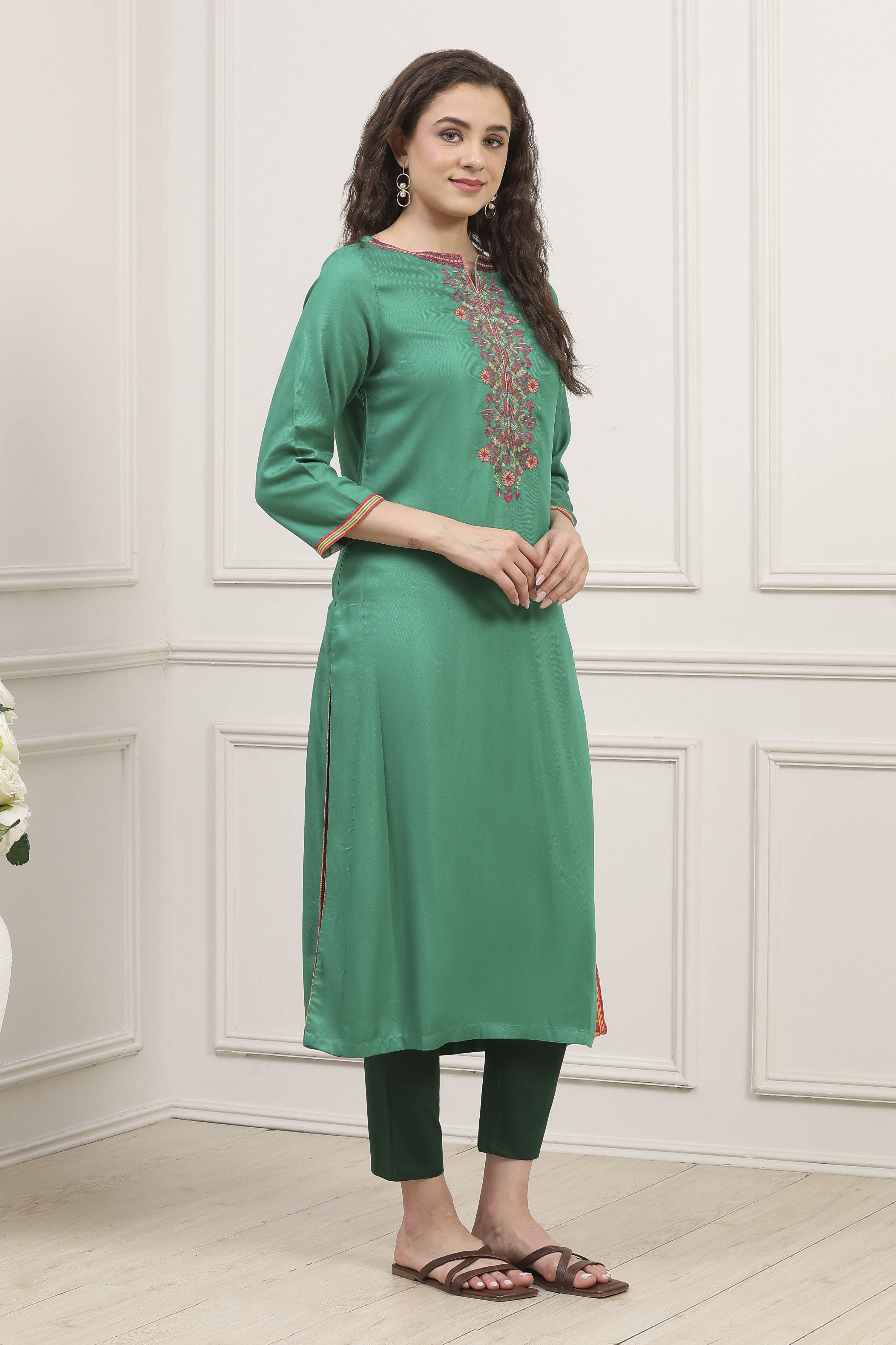Blue Rayon Printed Straight Kurta image number 4