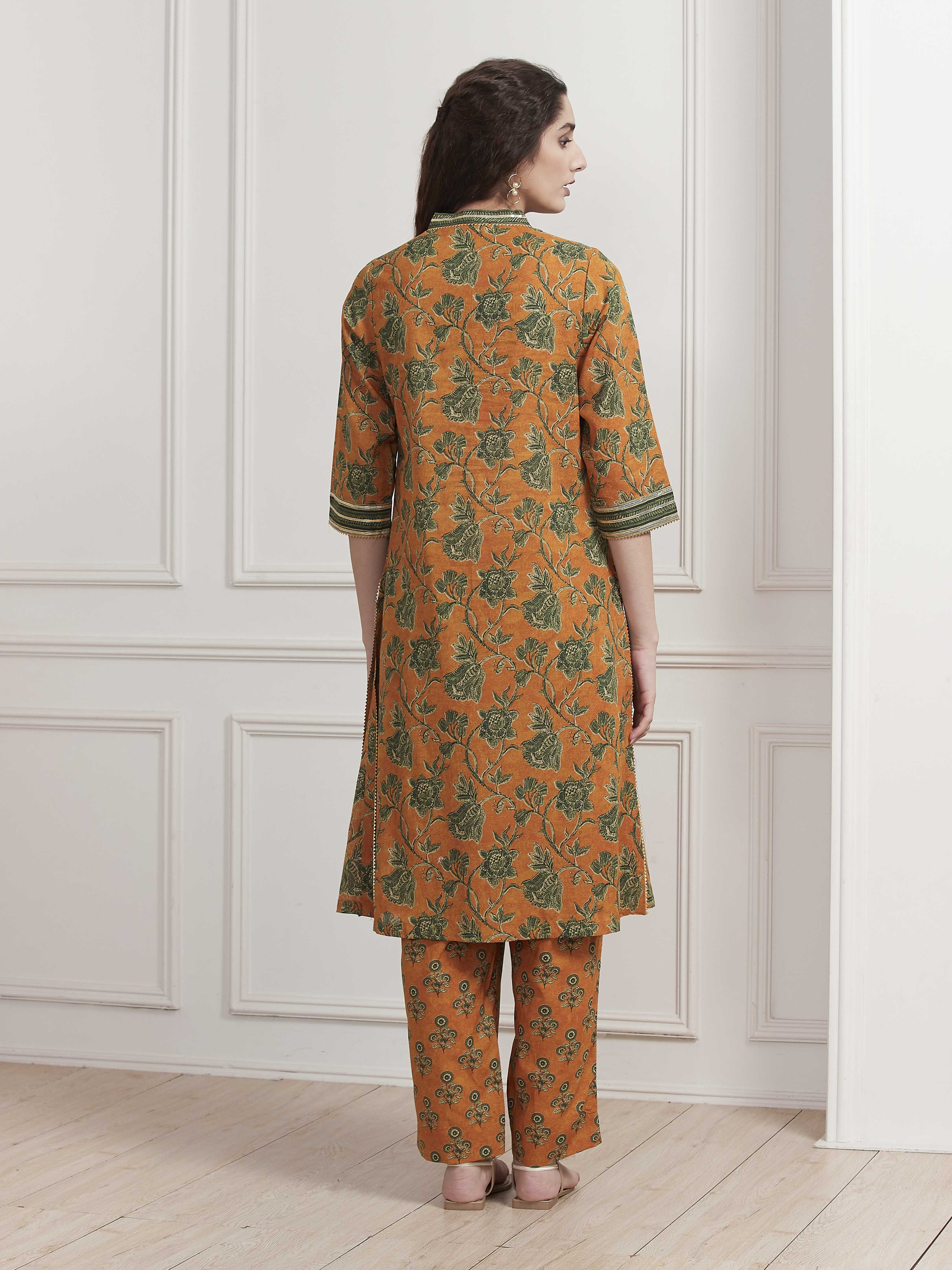 Mustard Yellow Cotton Printed Kurta Set image number 4