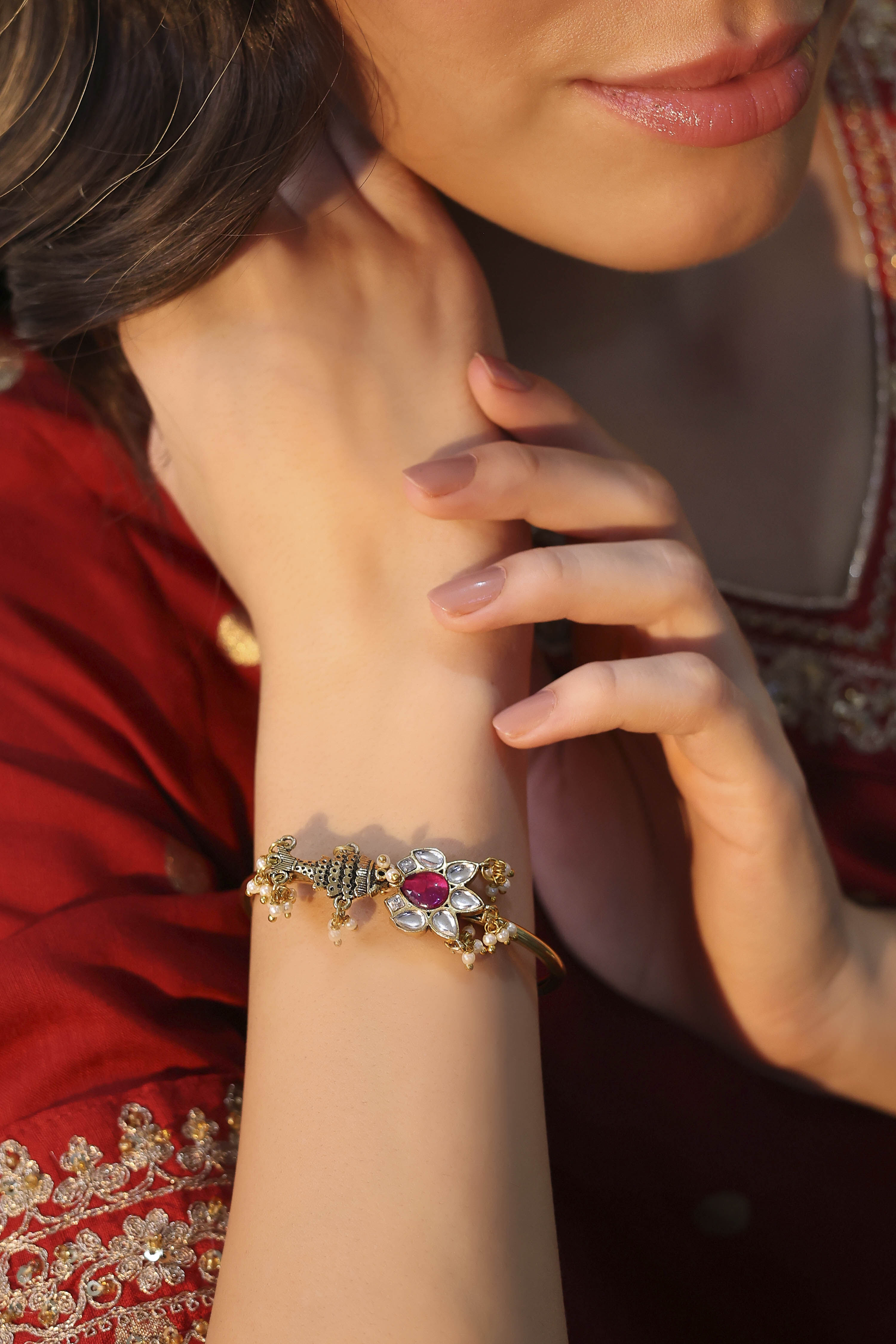 Red Brass Kundan Bracelet image number 2