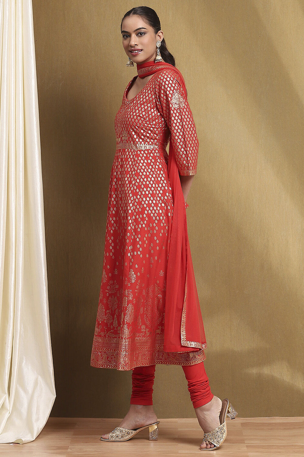 Red Cotton Printed Anarkali Suit Set image number 3