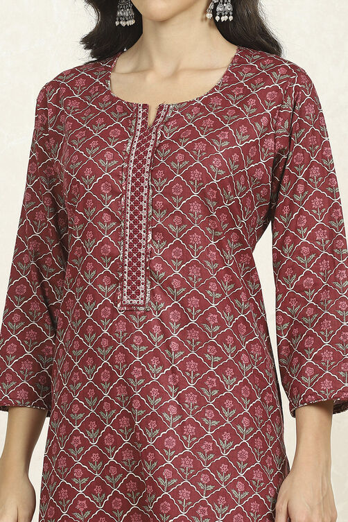 Blue Cotton Unstitched Suit Set image number 2