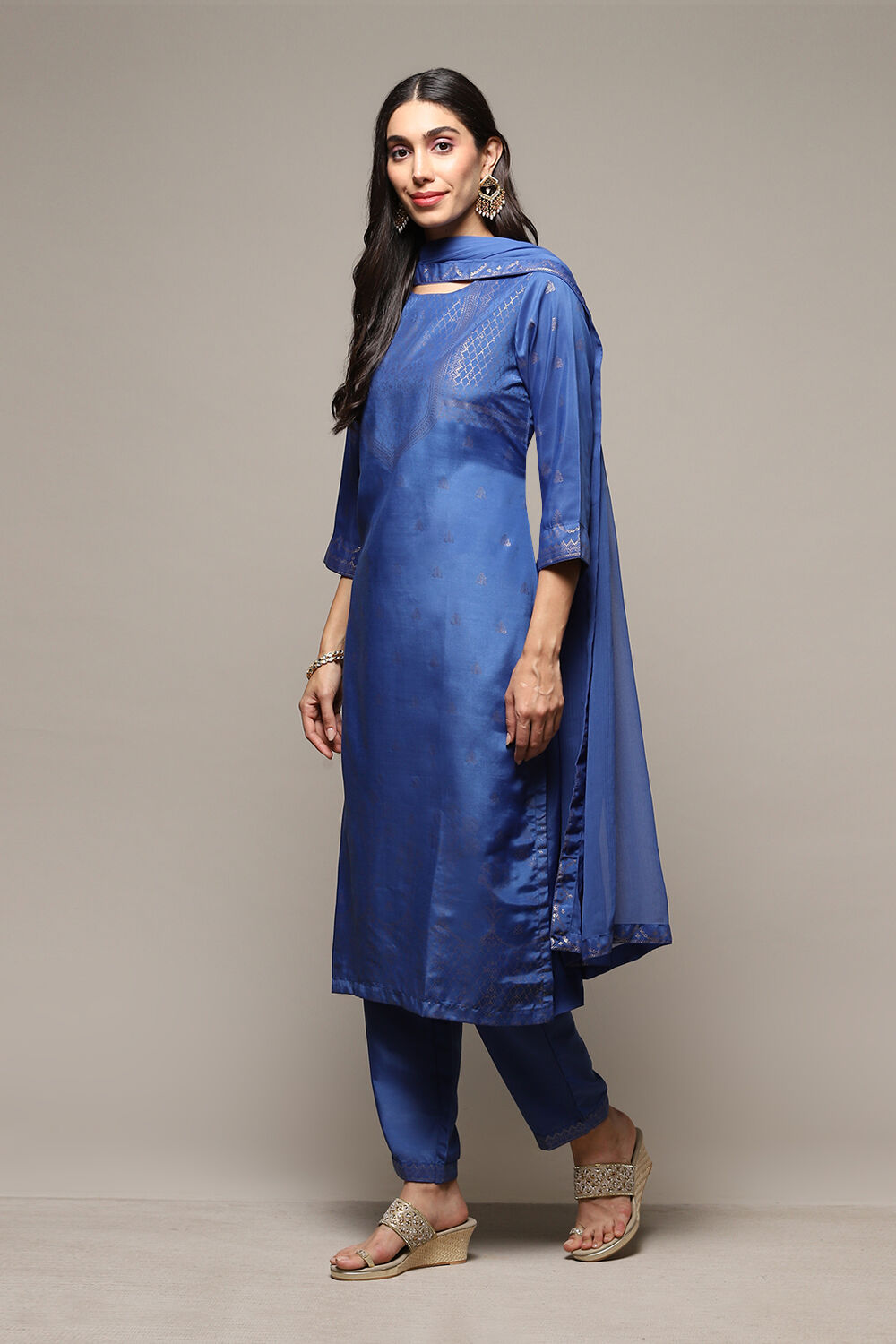 Blue Art Silk Straight Kurta Regular Pant Suit Set image number 5