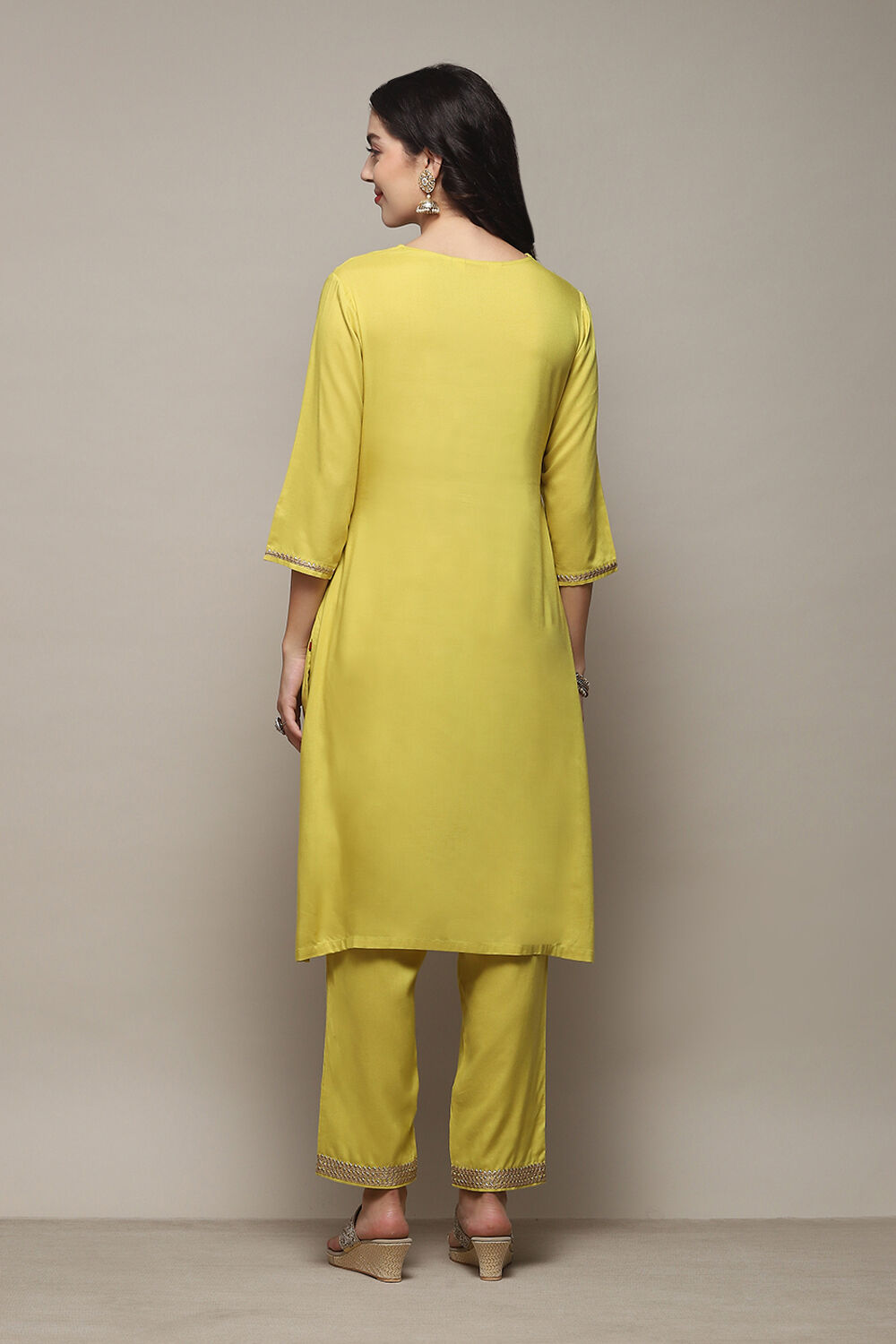 Lime Green Rayon flax Narrow Kurta Pant Suit Set image number 5