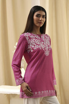 Pink Printed Straight Short Kurta image number 4
