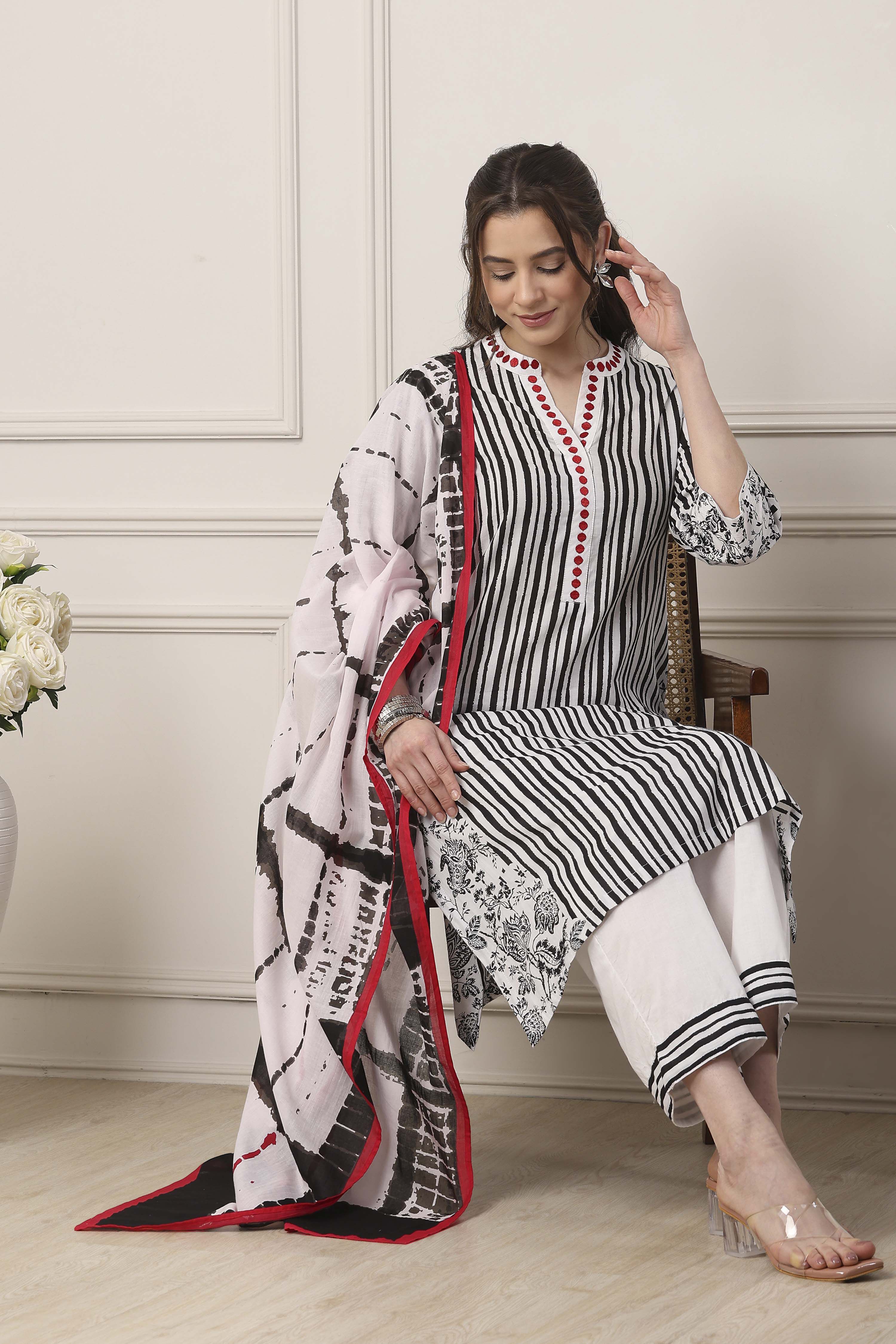 Black Cotton Floral Striped Straight Suit Set image number 0