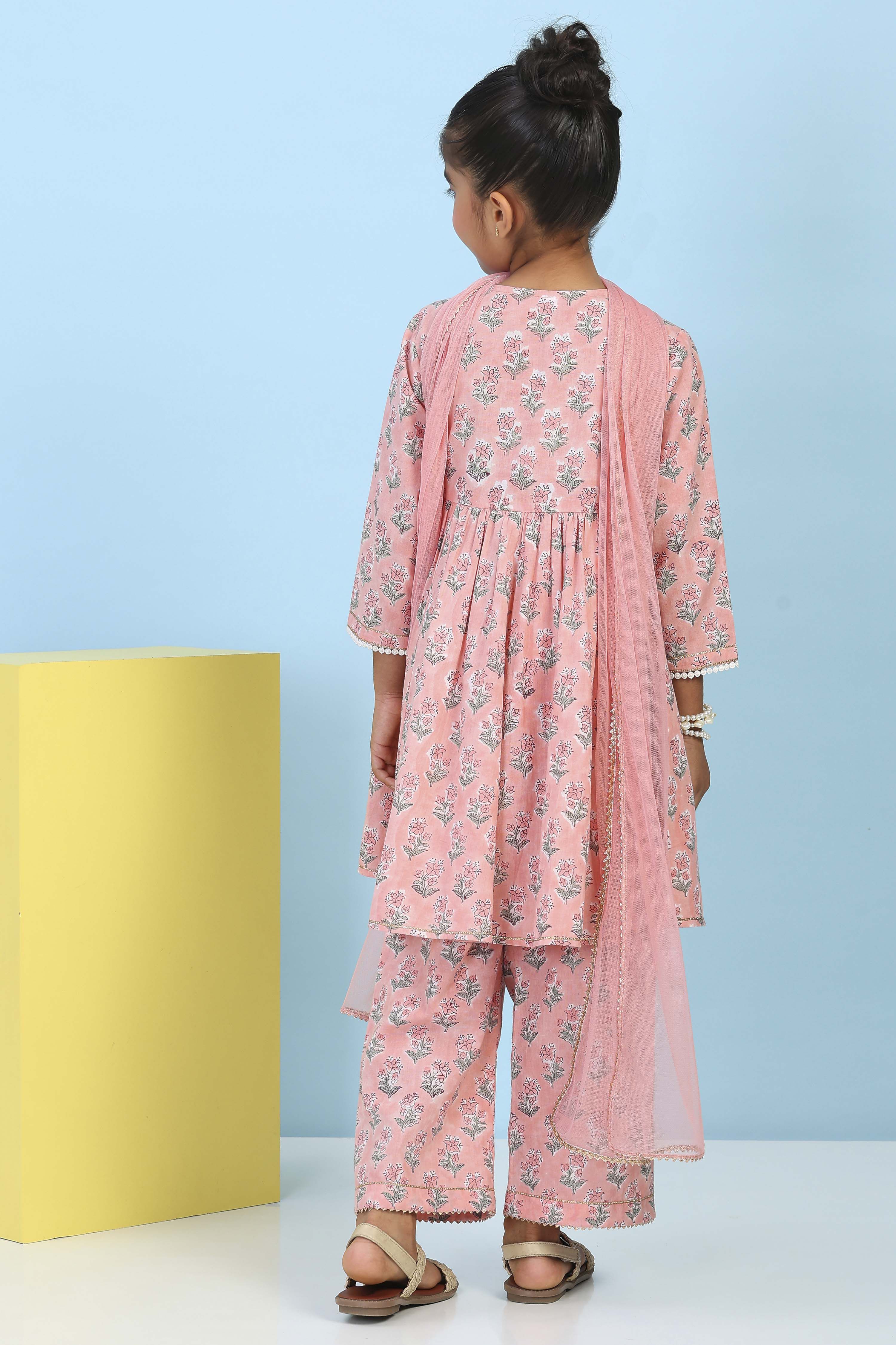 Peach Cotton Printed Gathered Suit Set image number 5
