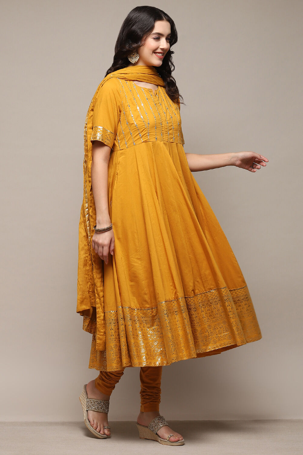 Red Cambric Anarkali Kurta Churidar Suit Set image number 6