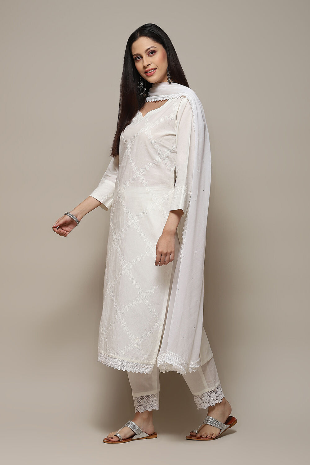 Off White Cotton Printed Unstitched Suit Set image number 6