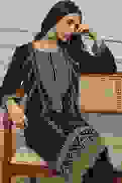 Dark Green Velvet Straight Winter Kurta Set image number 7