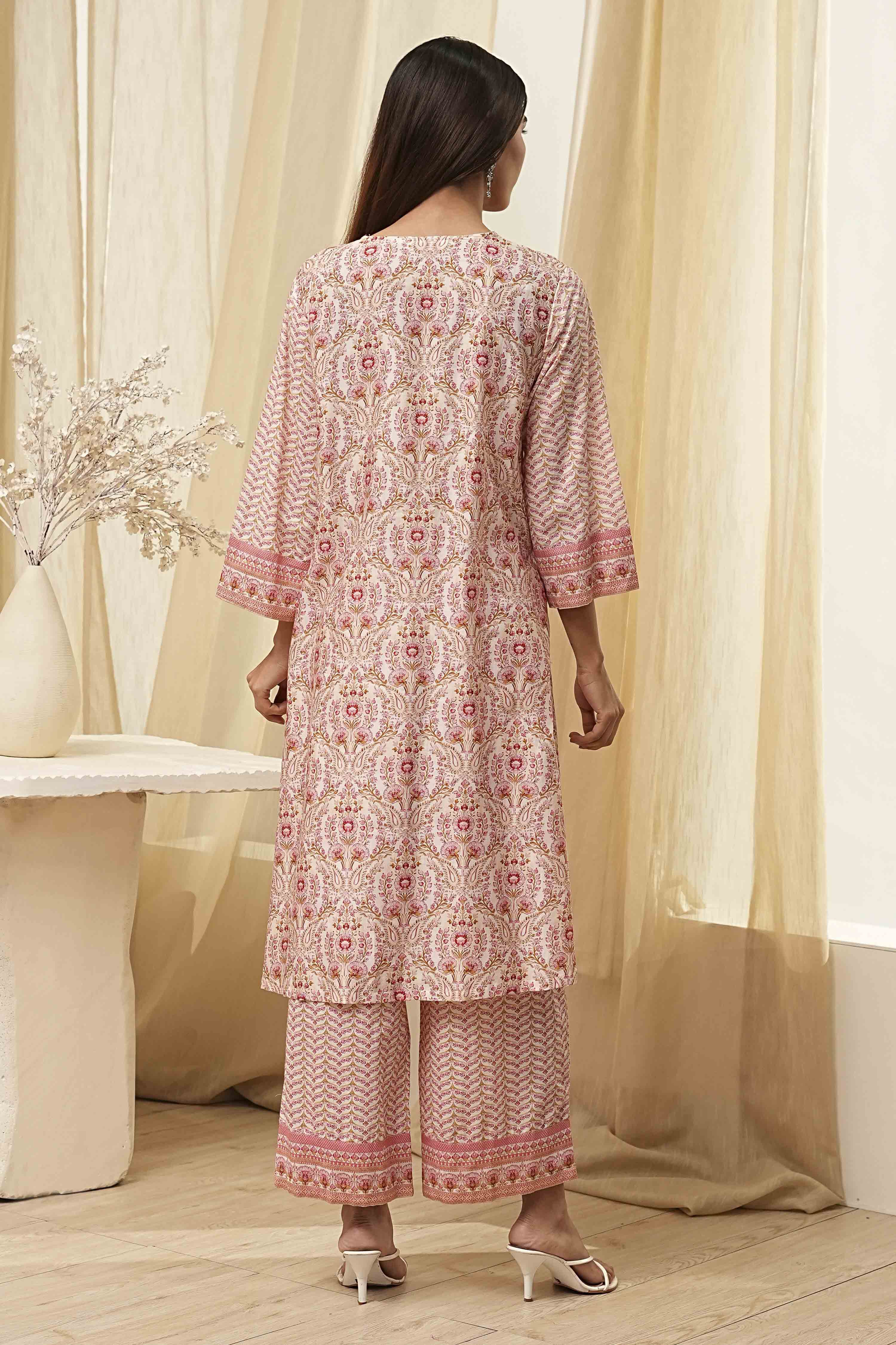 Off-White and Pink Cotton Straight Kurta Set image number 4