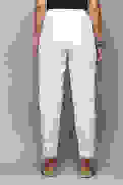 White Cotton Slim Solid Pants image number 4