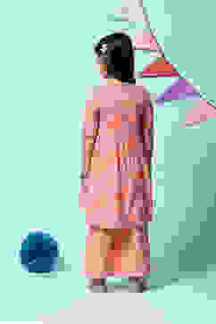 Peach Cotton Straight Printed Kurta Set image number 4