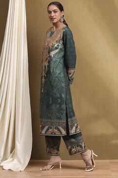 Green Printed Straight Winter wear Kurta Set image number 3