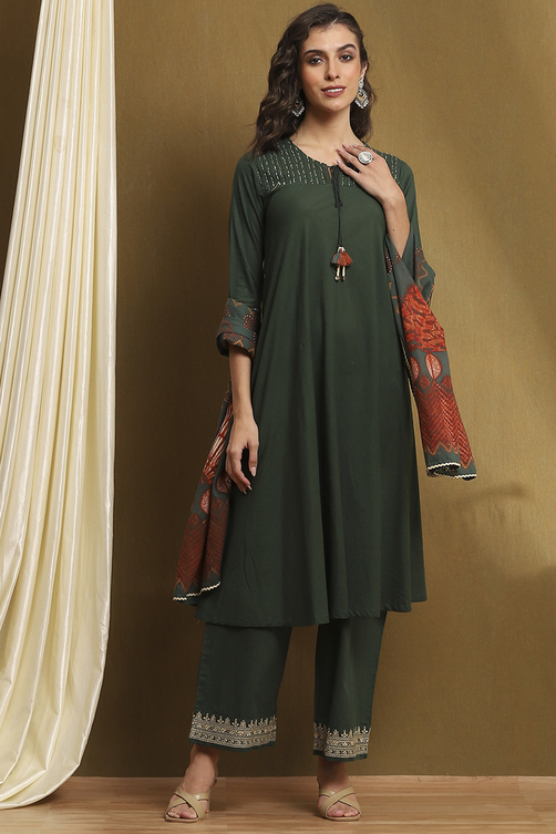 Dark Green Cotton Solid A-Line Suit Set image number 6