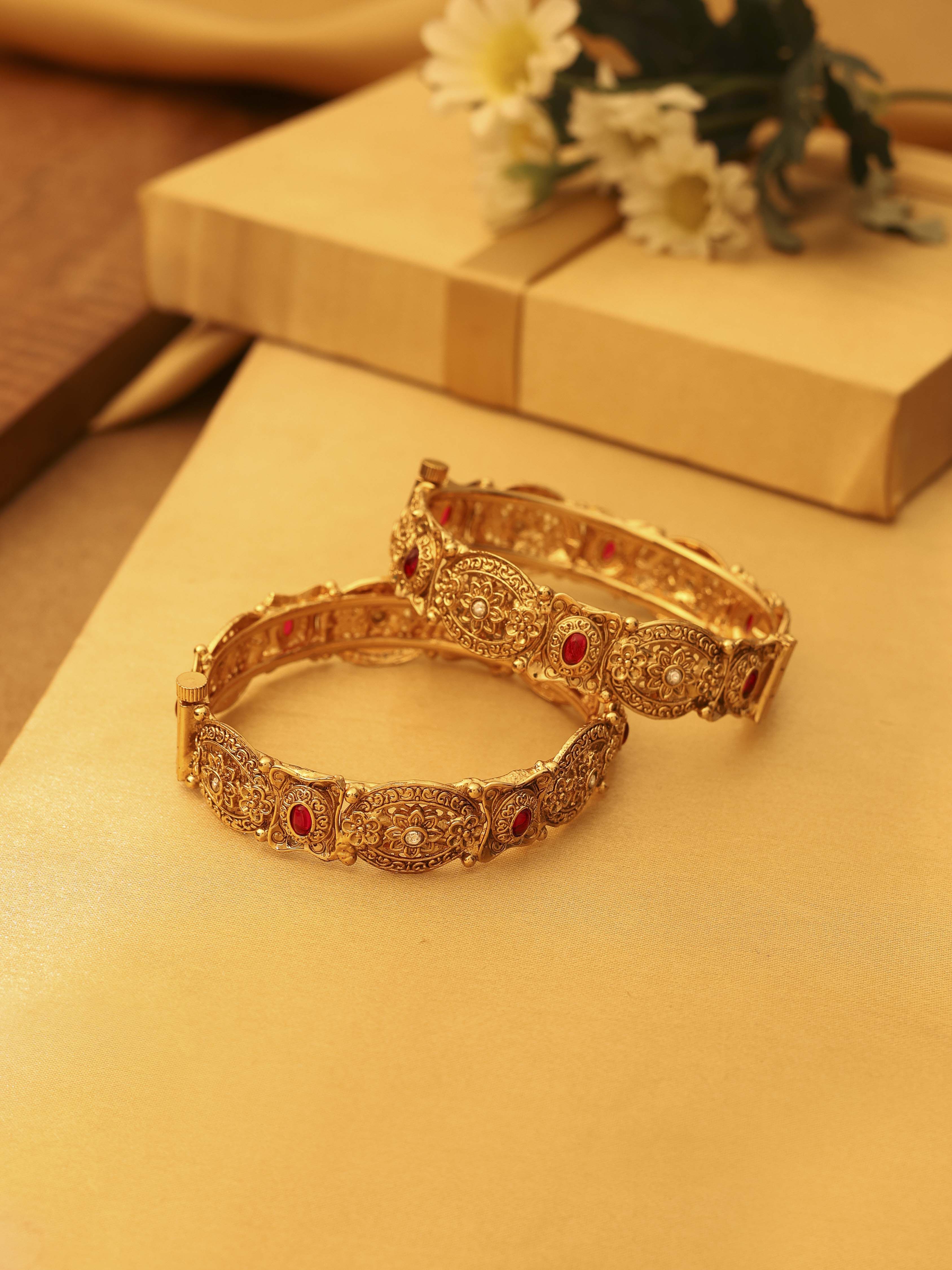 biba Gold Brass BangleGold Brass Bangle-picture-102