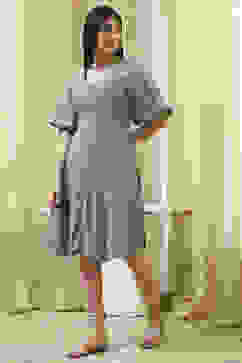 Green Solid A-Line Dress image number 2