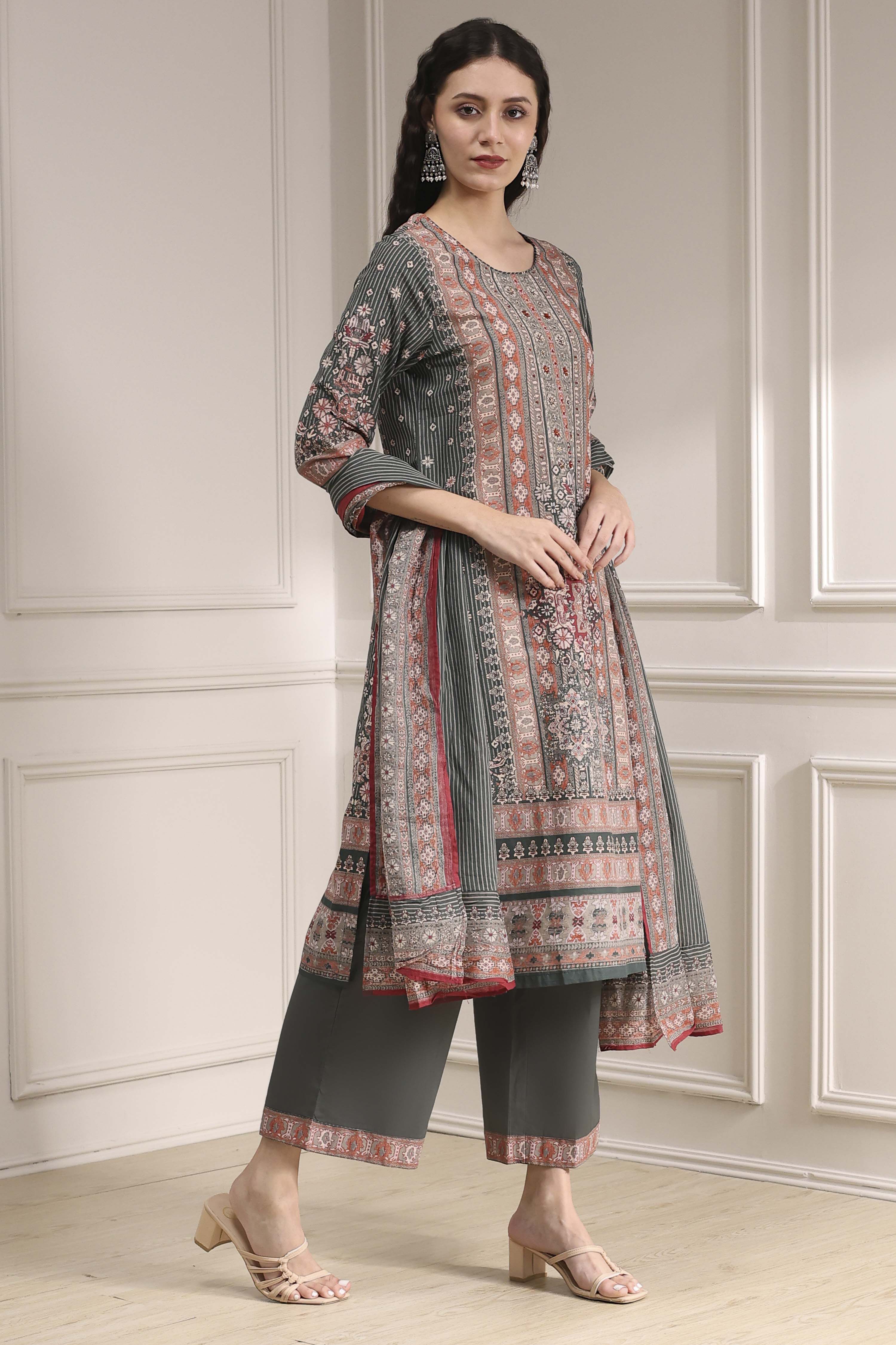 Grey Cotton Printed Straight Suit Set image number 5