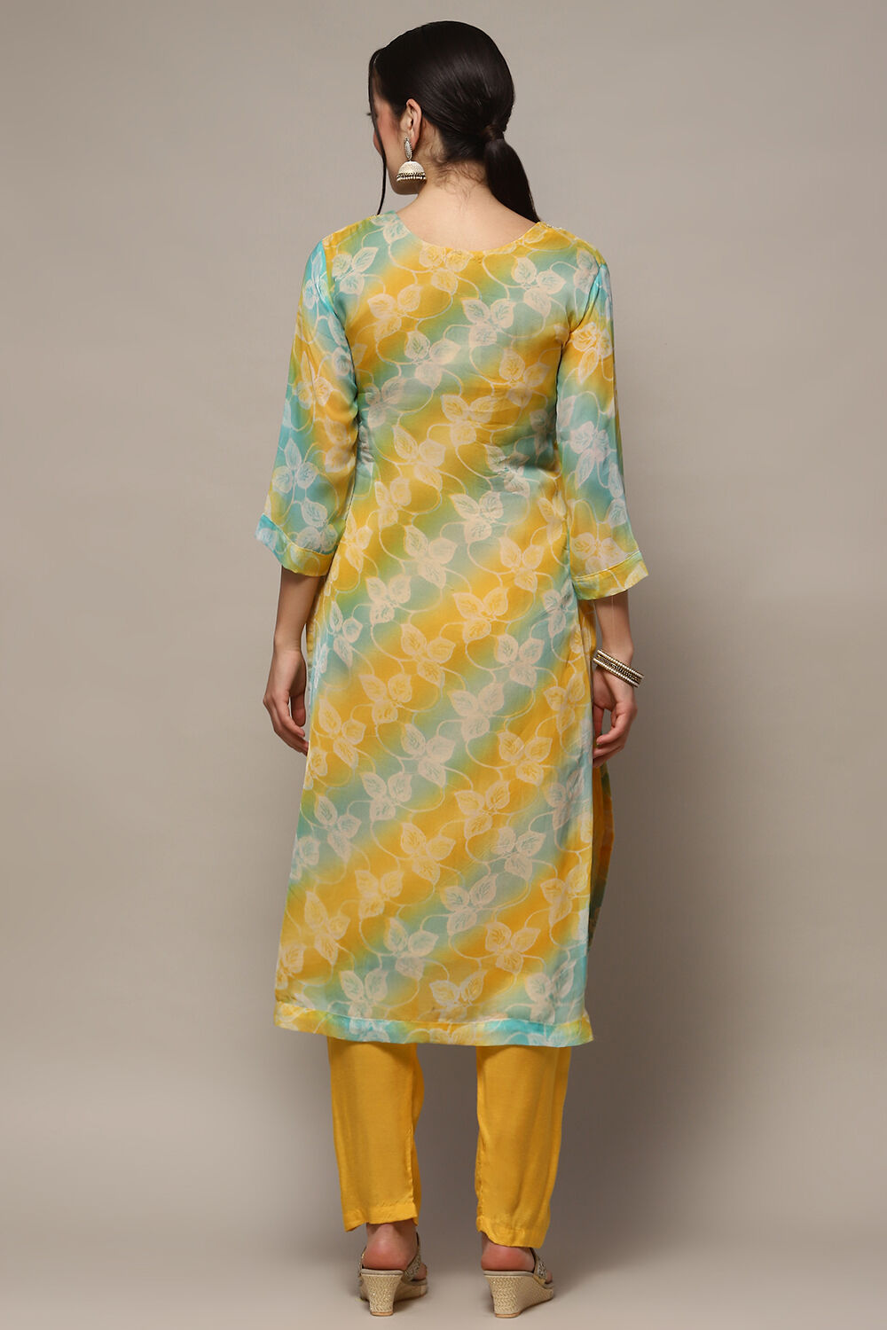 Blue Organza Unstitched Suit set image number 6