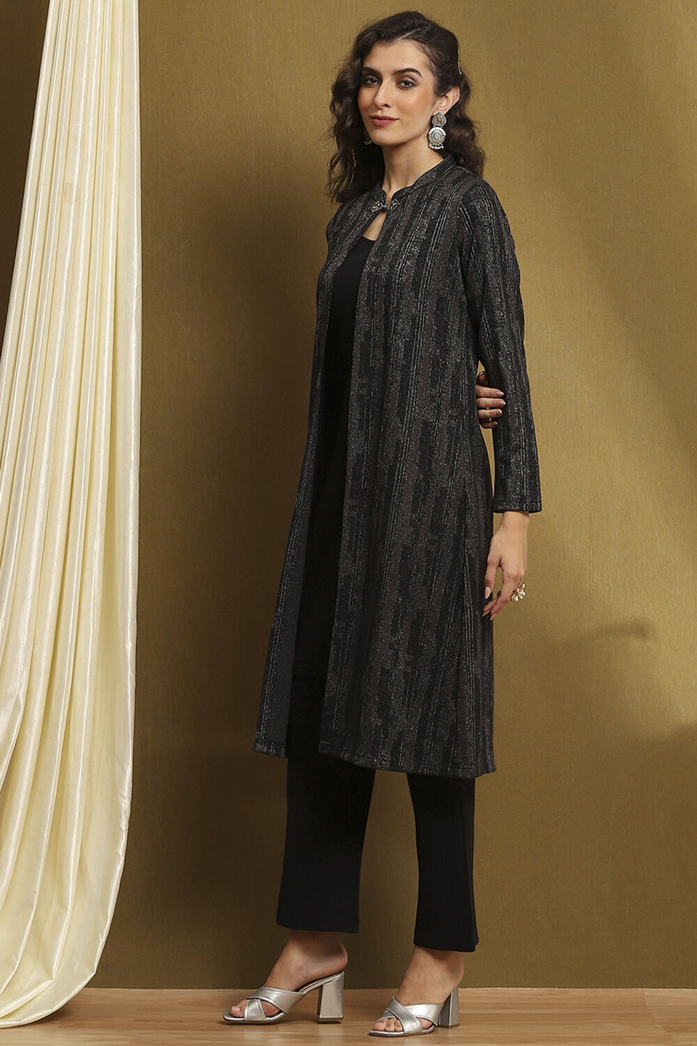 Black Polyester Straight Kurta Pants Set image number 3